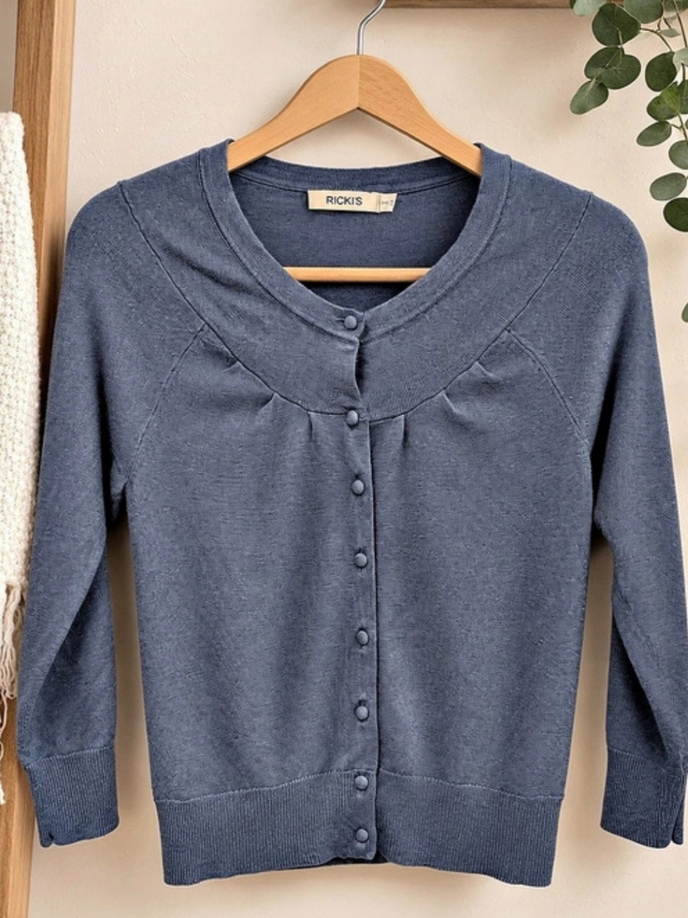 FREE W/PURCHASE Ricki's Button Front Cardigan XS